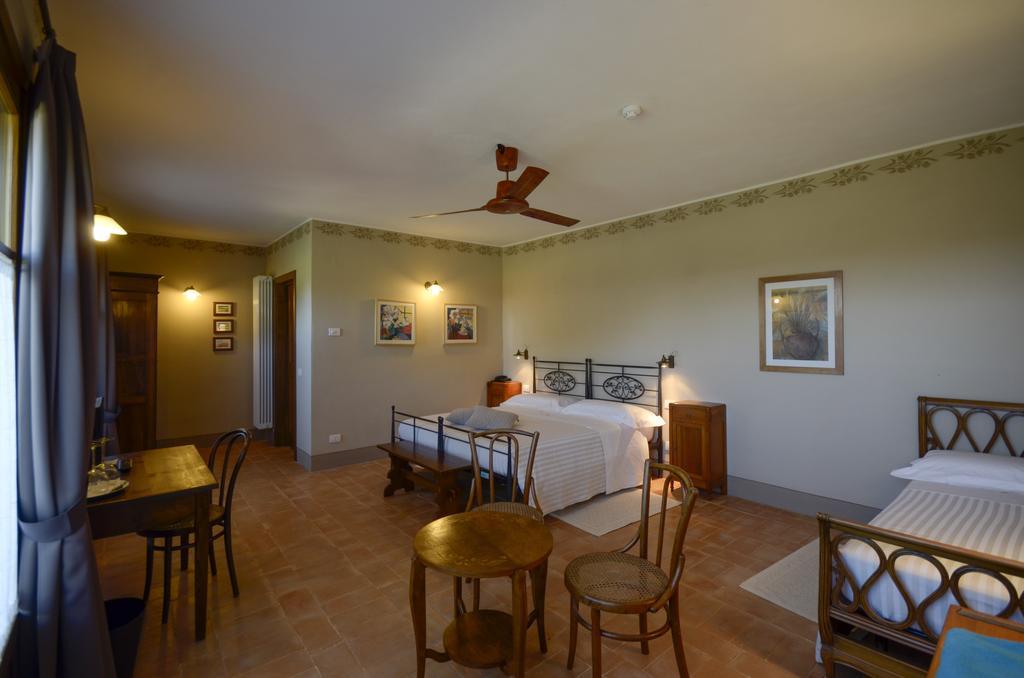 Poggi del Sasso Podere Carceroni חדר תמונה